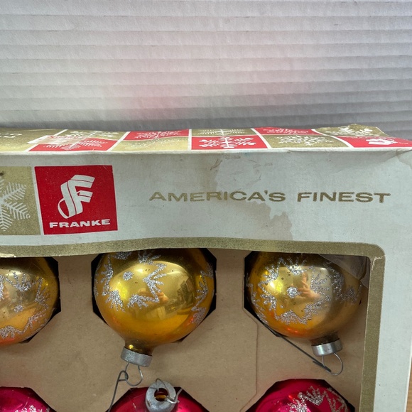 Vintage Geo Franke Glass Christmas Ornaments Gold Blue Red w Glitter Stars Set 9 - Picture 5 of 7